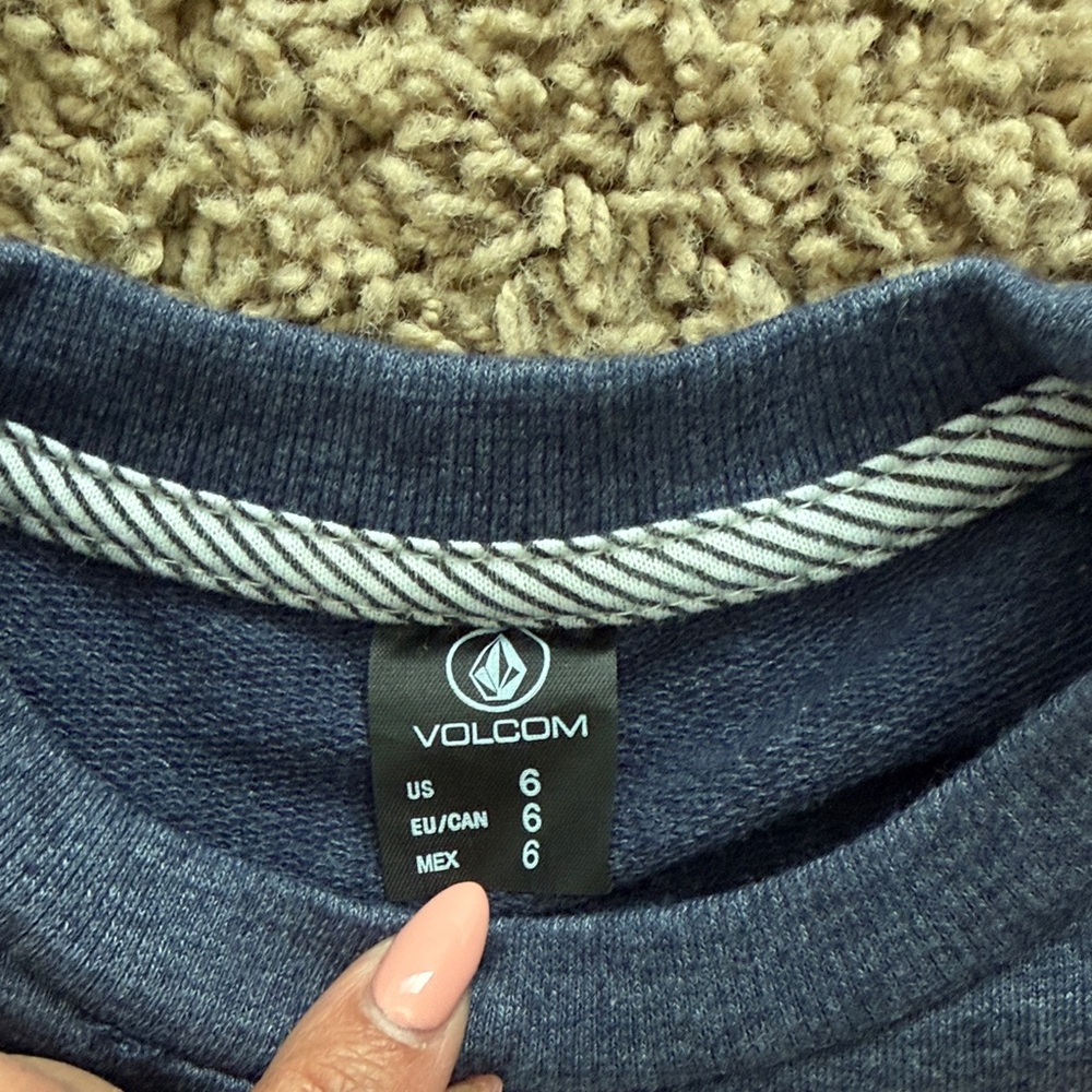 Volcom Kids Navy Set with Colorful Graphic - Picture 3 of 6